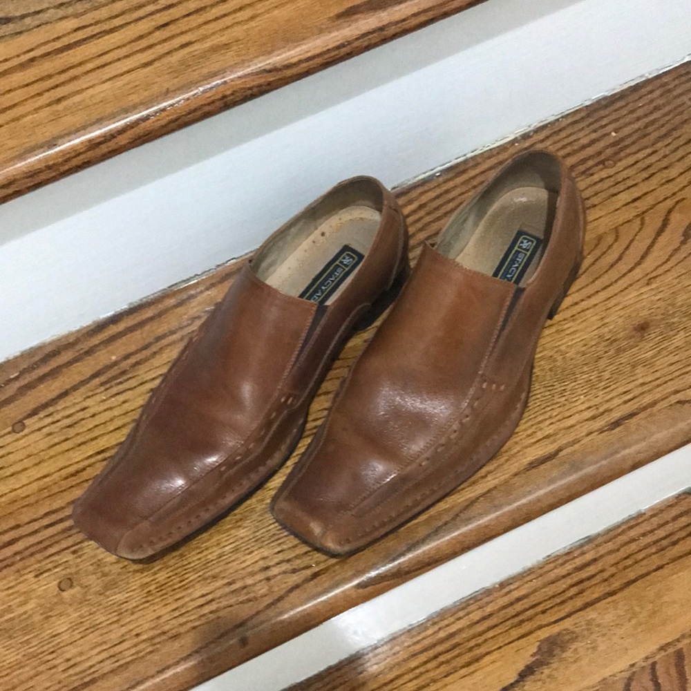 Shoes - Picture 5 of 5